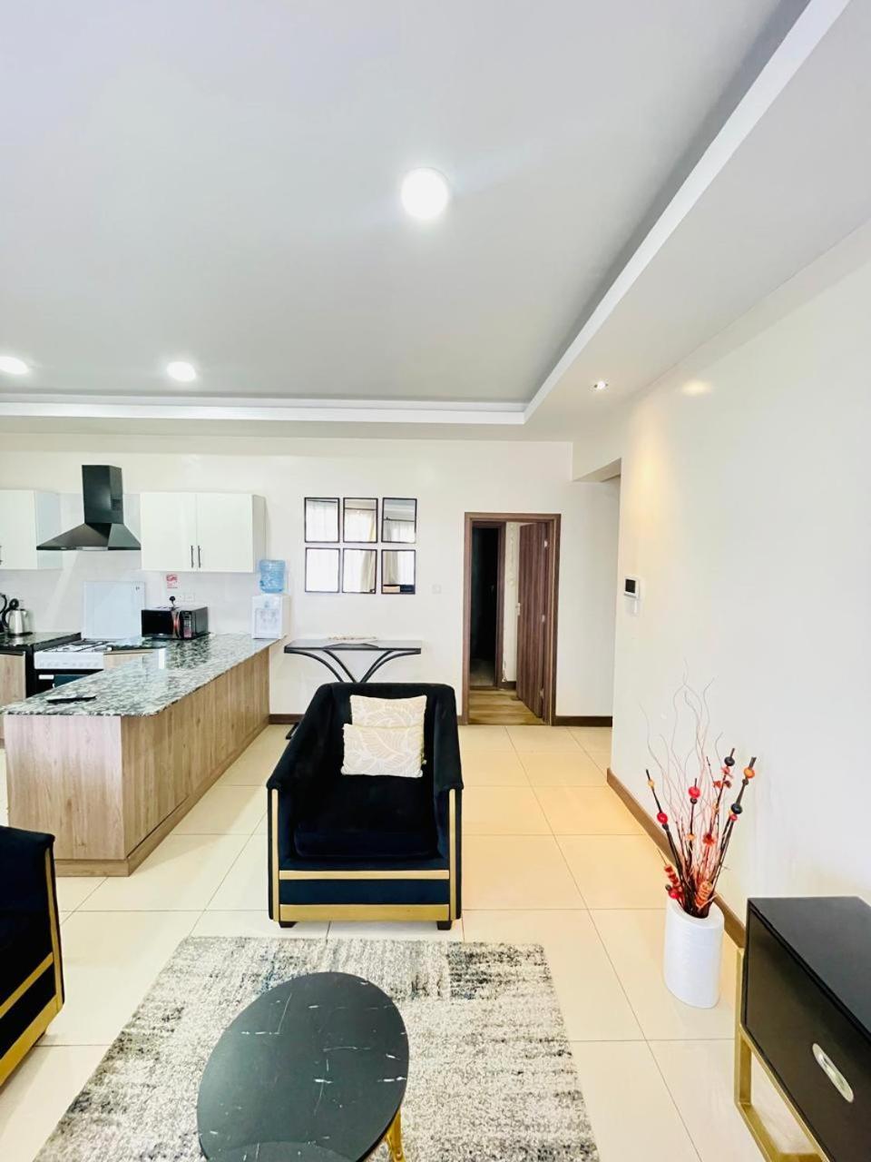Silverstone Nairobi, Kilimani Apartment *